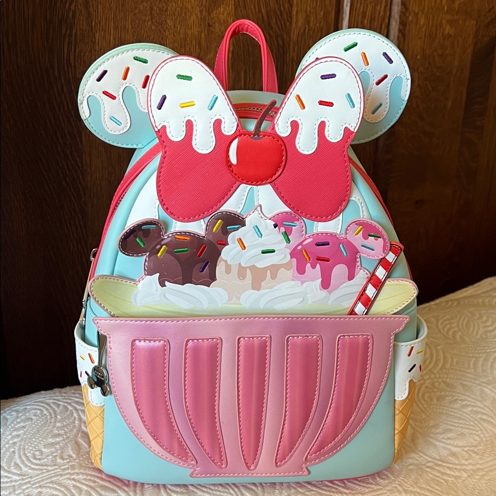 RARE Disney Loungefly Minnie Mouse Sweet Treats Ice Cream Mini Backpack